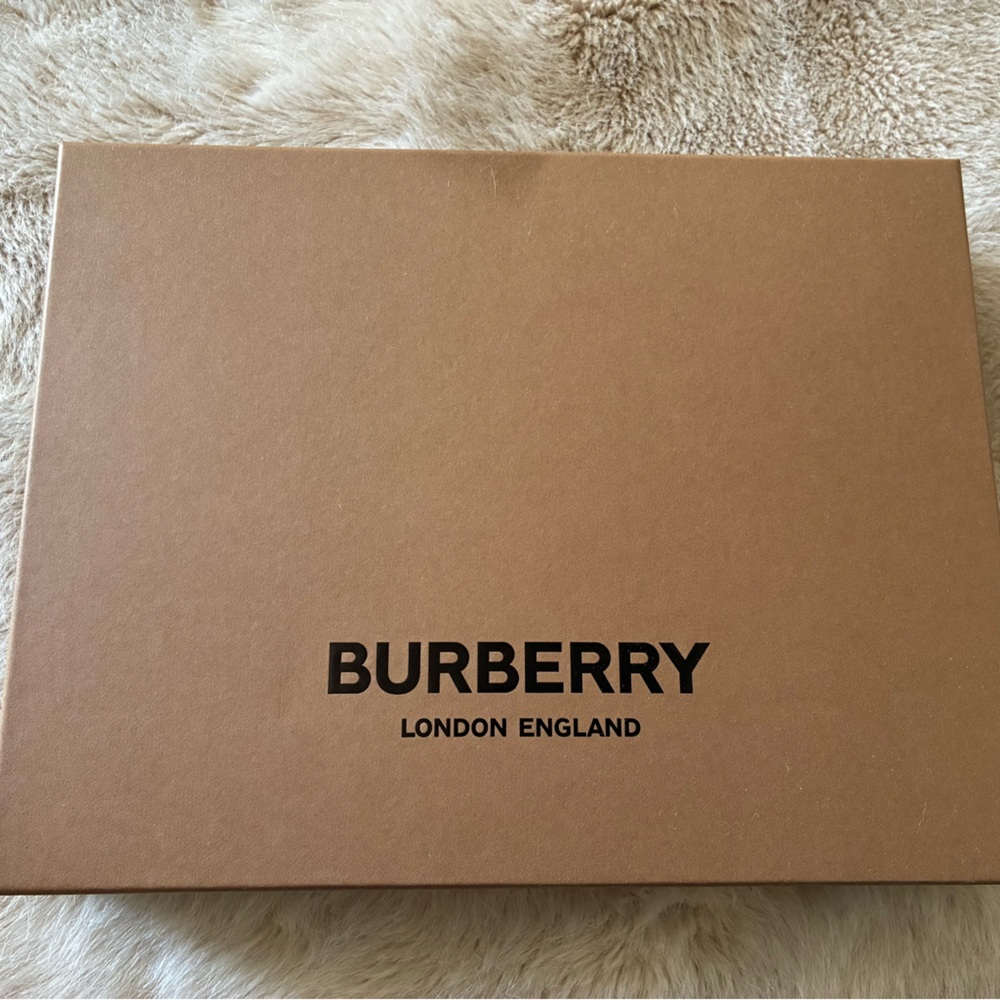 Burberry Shirt Box